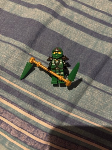 Lego ninjago lloyd - lloyd, shoulder